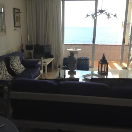 Seaspray Terrace 公寓 阿德耶